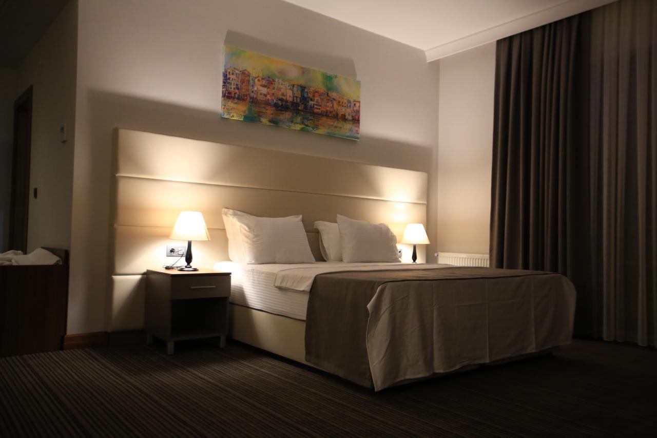Familya Otel Erbaa Eksteriør billede