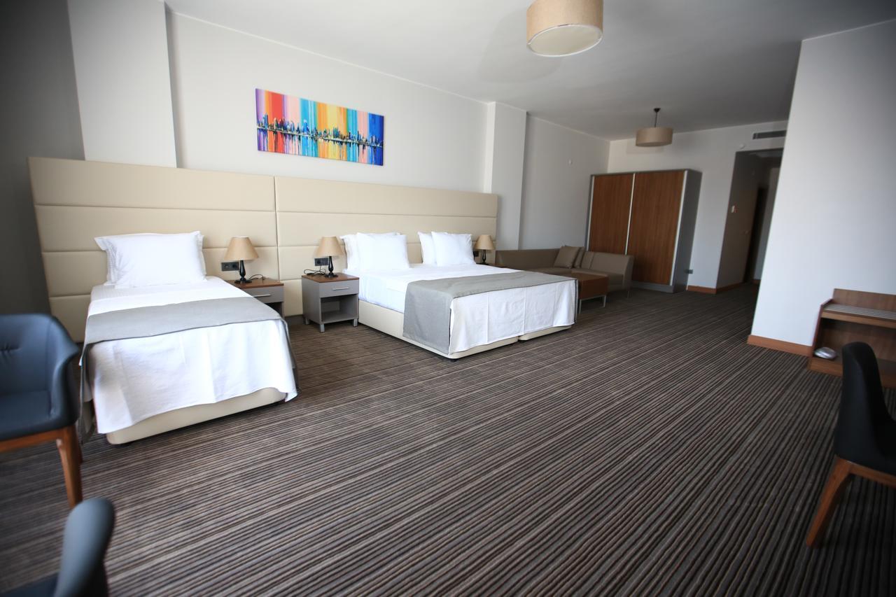 Familya Otel Erbaa Eksteriør billede